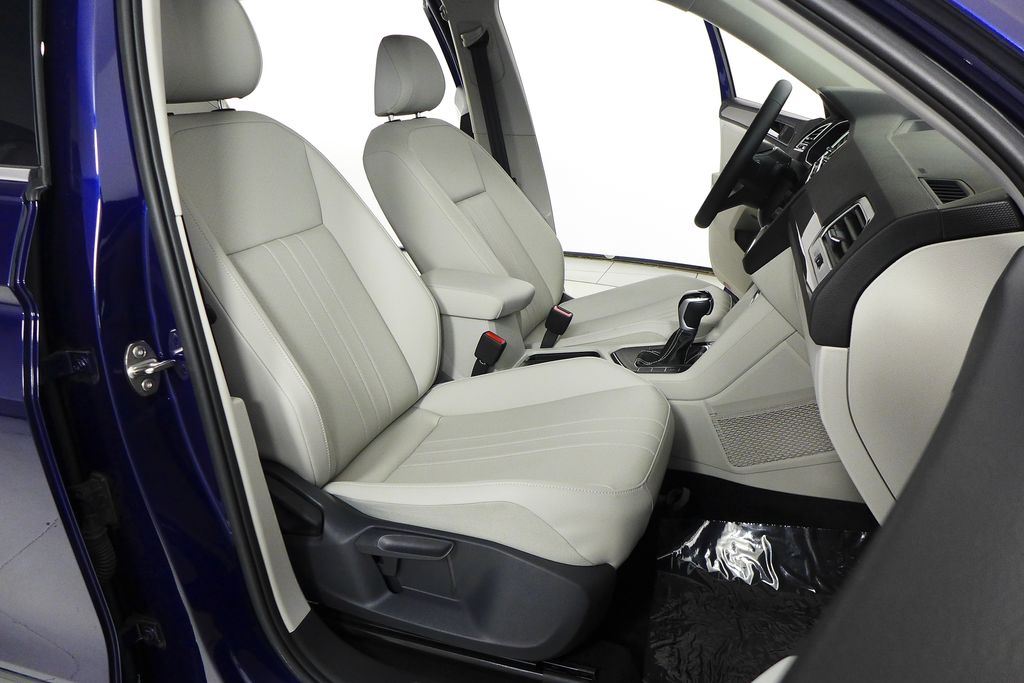 2024 Volkswagen Tiguan 2.0T 18