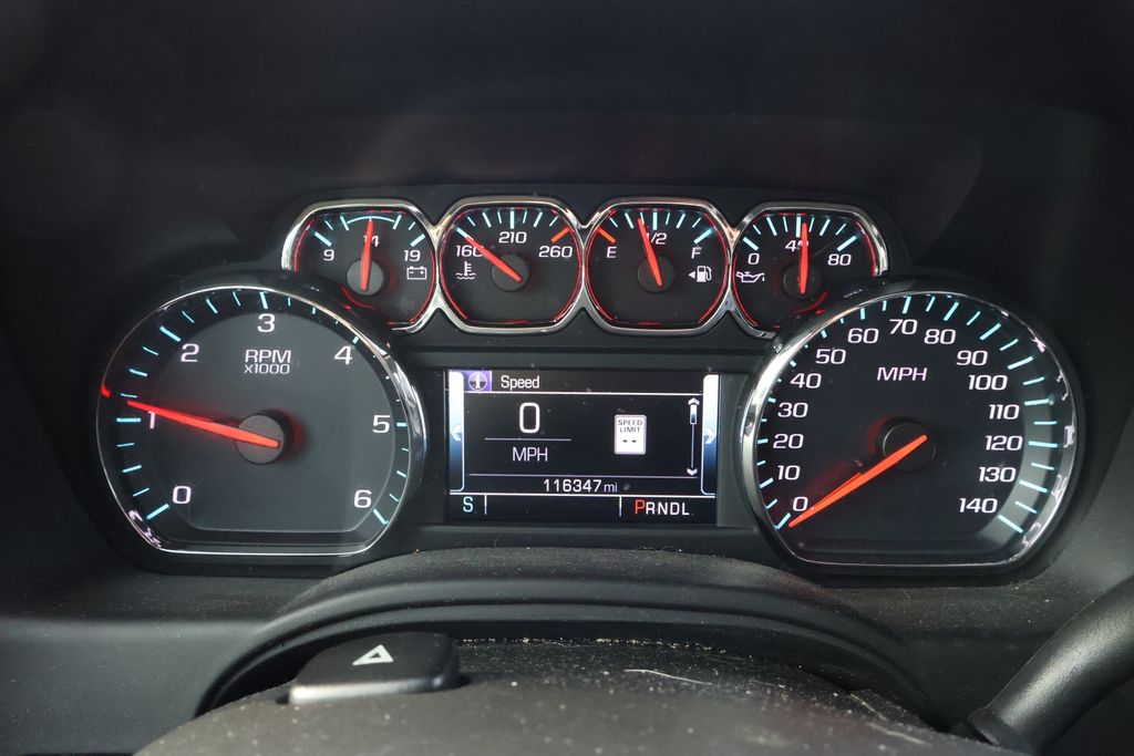 Thumbnail: 2019 Chevrolet Tahoe - 21