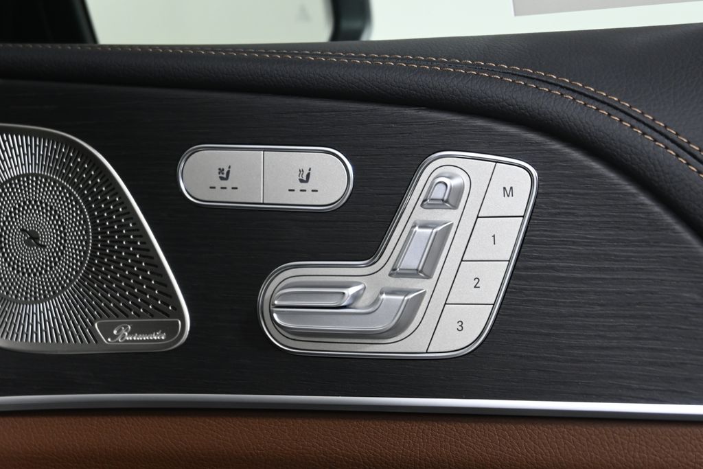 Thumbnail: 2026 Mercedes-Benz GLE - 23