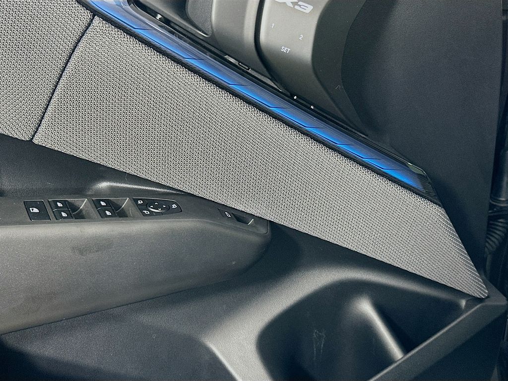 Thumbnail: 2025 BMW X3 - 18