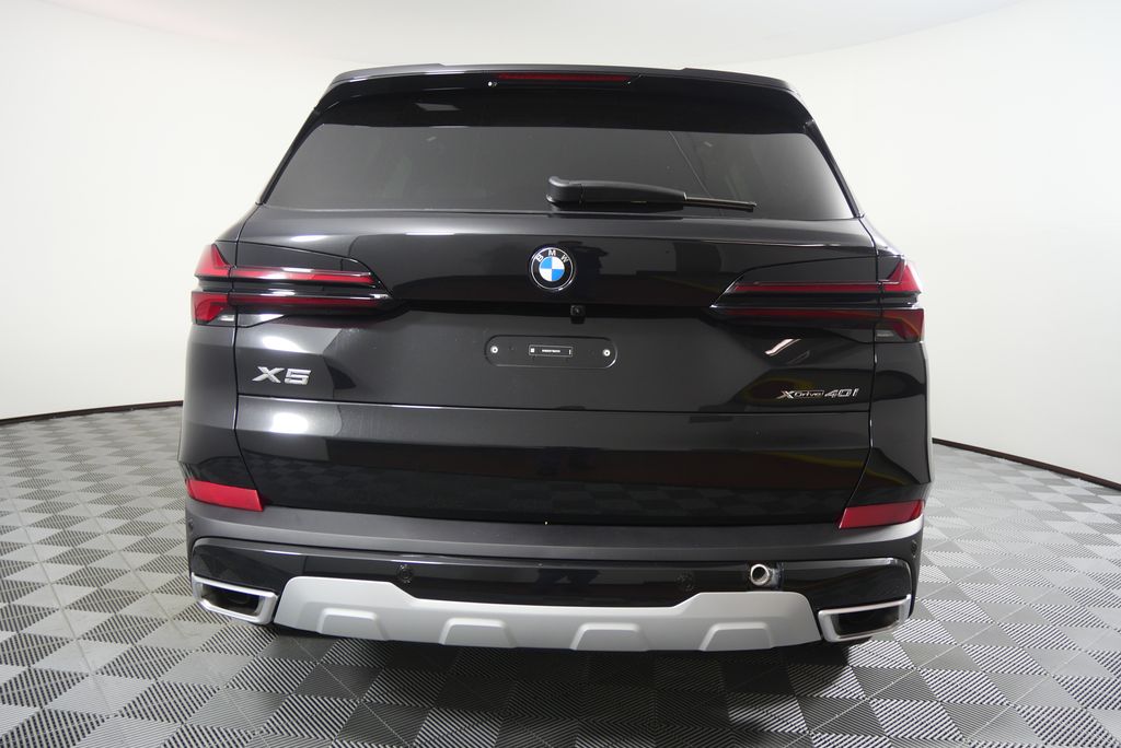 Thumbnail: 2026 BMW X5 - 4