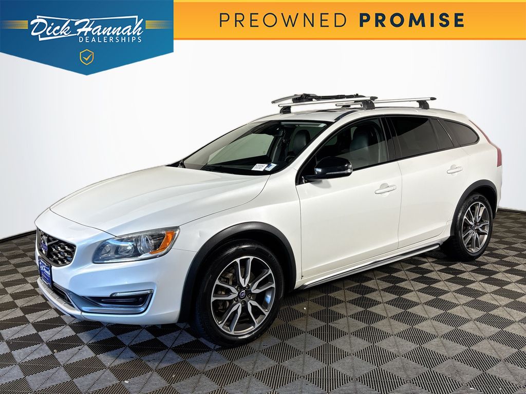 Dick Hannah Dealerships - 2016 Volvo V60 Cross Country T5 For Sale in Vancouver, WA