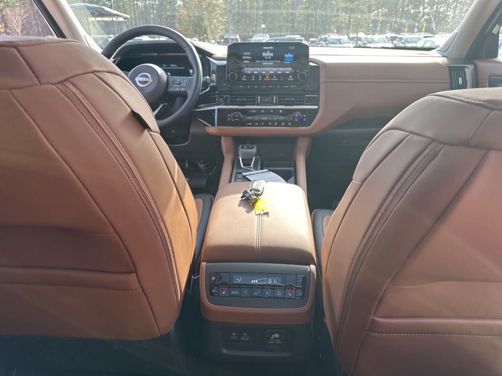 2025 Obsidian Green Pearl Nissan Pathfinder Platinum 4X4 SUV