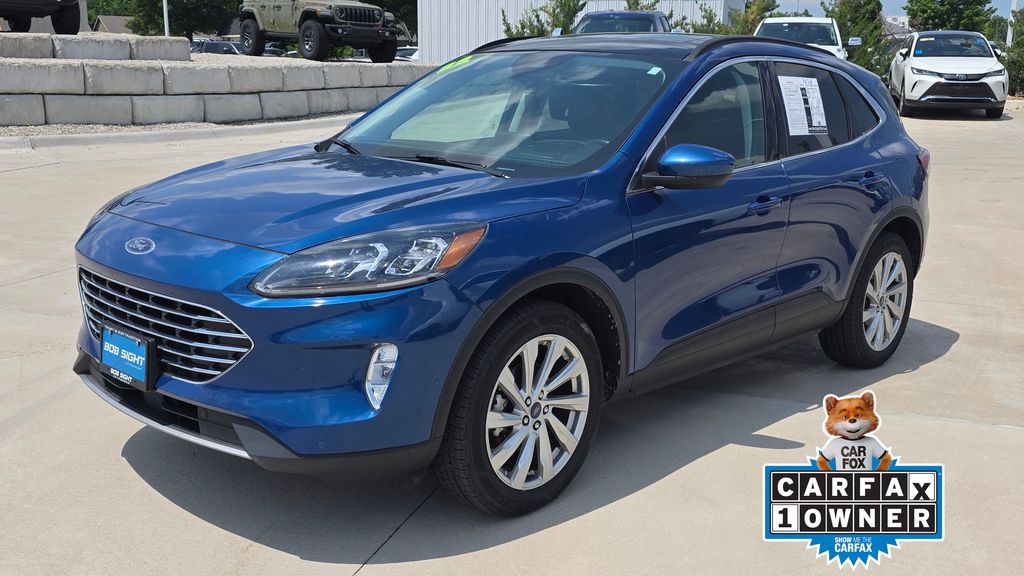 2022 Ford Escape Titanium AWD