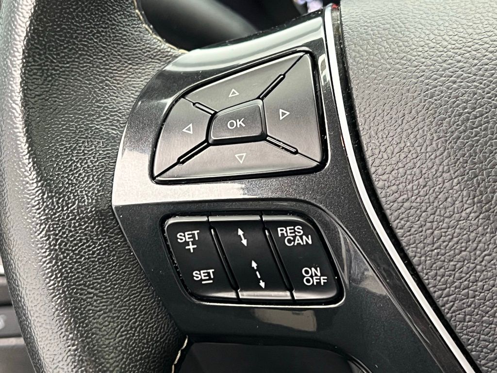 Thumbnail: 2019 Ford Explorer - 21