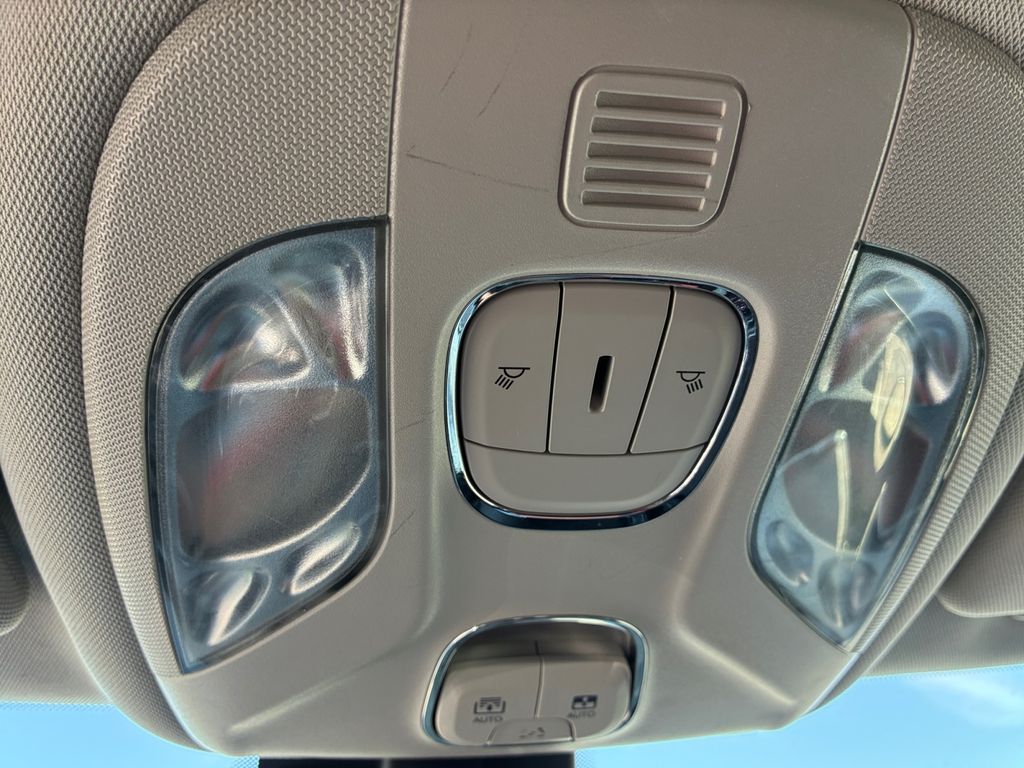 Used Car 2022 Jeep Compass  Latitude For Sale Under $20,000 In Austin, Texas