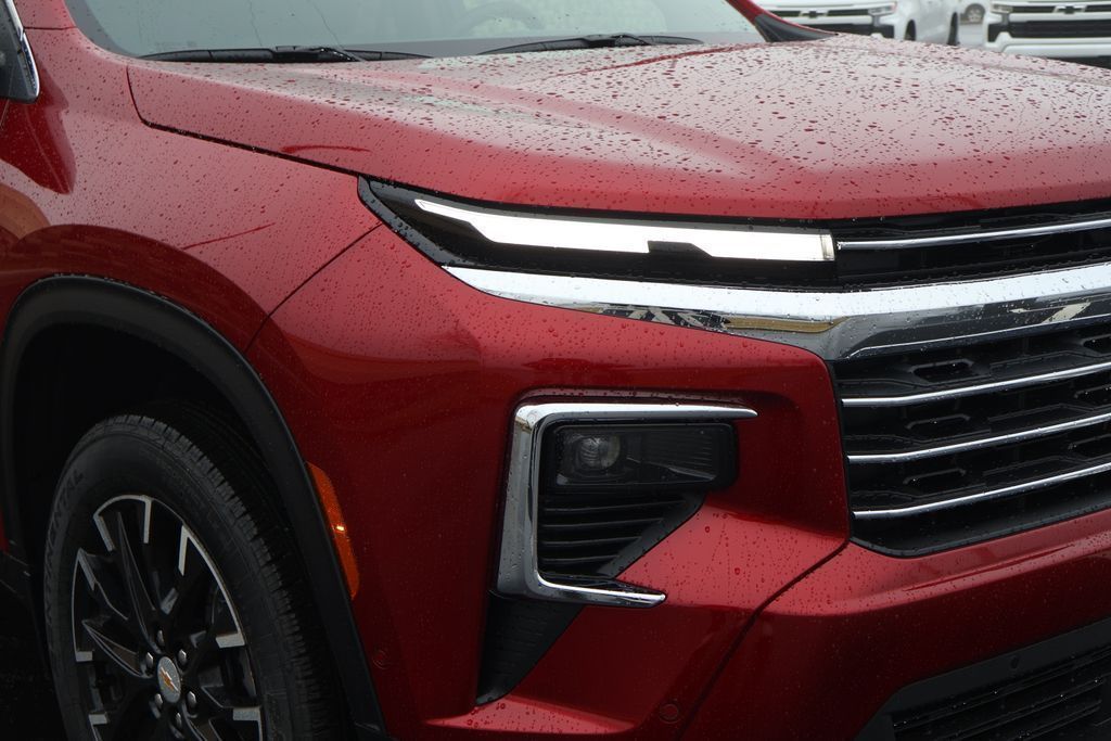 Thumbnail: 2026 Chevrolet Traverse - 3