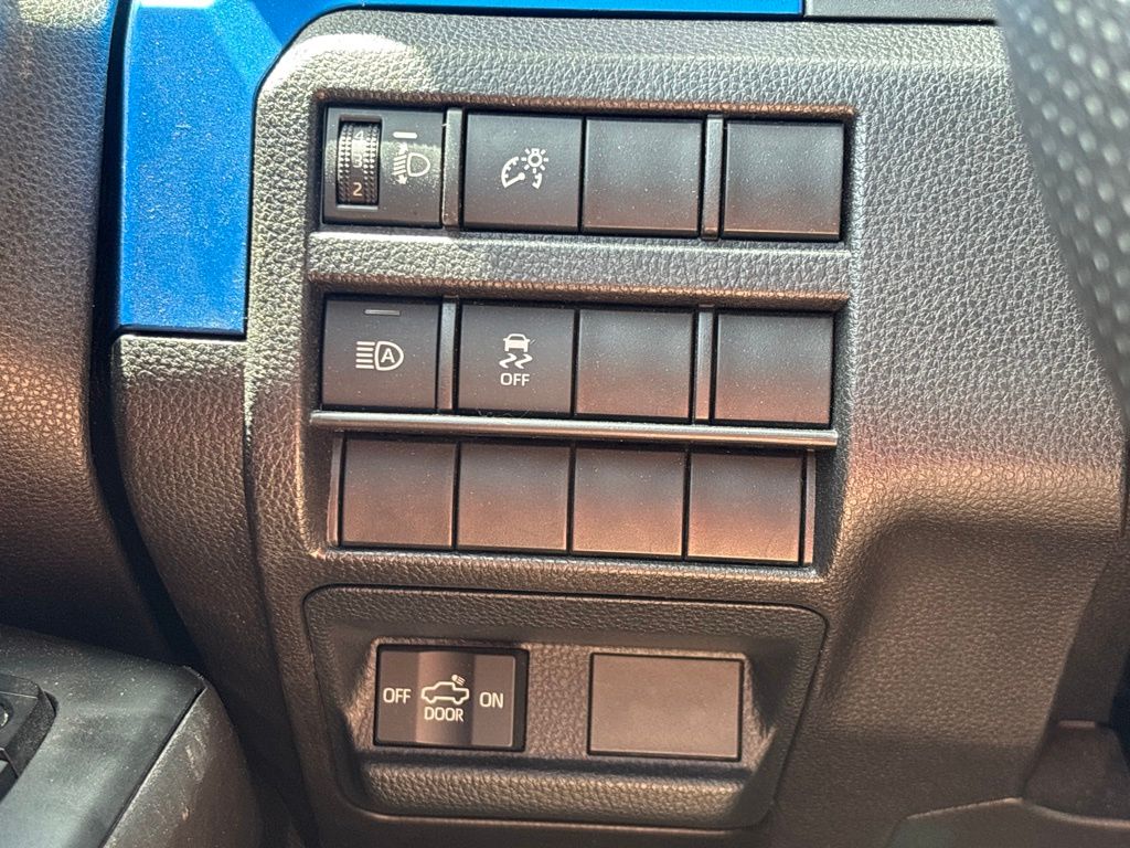 Used 2025 Toyota Tacoma Truck