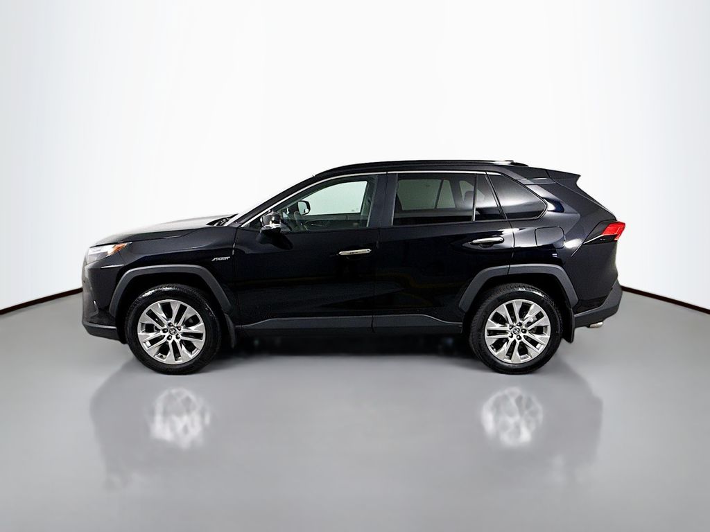Thumbnail: 2023 Toyota RAV4 - 8