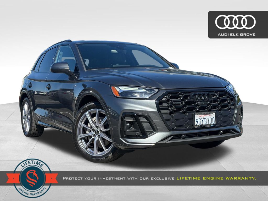 Daytona Gray Pearl Effect 2023 Audi Q5 Hybrid Plug-in SUV / Crossover All-Wheel Drive 7-Speed Automatic