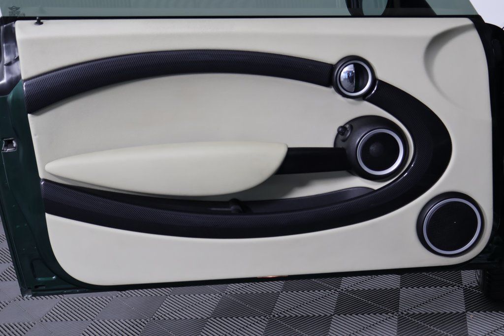 Thumbnail: 2013 MINI Cooper - 12