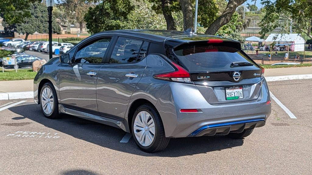 Used 2022 Nissan Leaf S 4D Hatchback