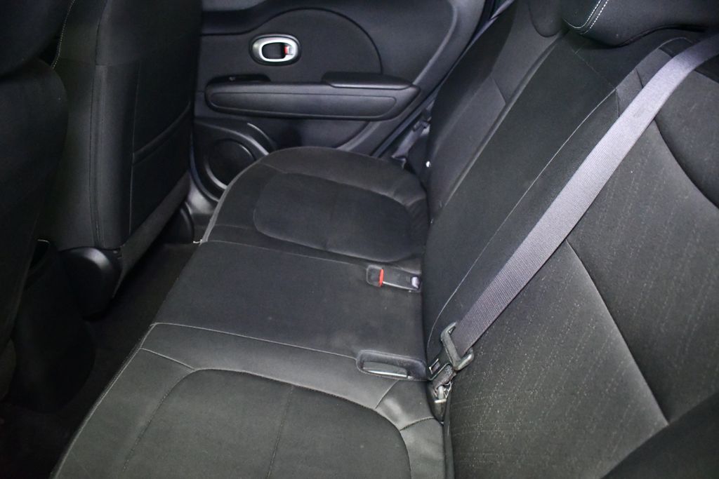 Thumbnail: 2014 Kia Soul - 29