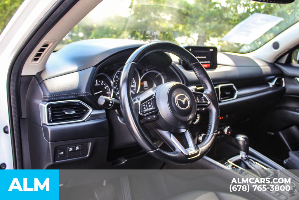 Used 2018 White Mazda Touring image 22