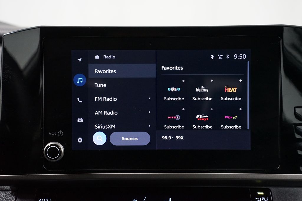 Thumbnail: 2025 Toyota Camry - 19