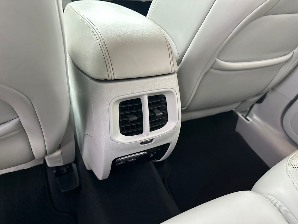 Used Car 2019 Jeep Cherokee  Limited For Sale Under $20,000 In Austin, Texas