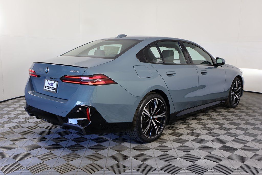 2026 Bmw 530i 5-Series photo 2