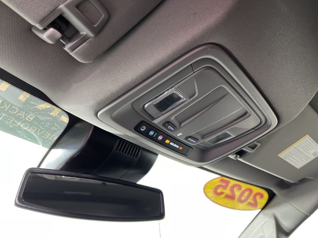 Thumbnail: 2025 Chevrolet Silverado 2500 - 26