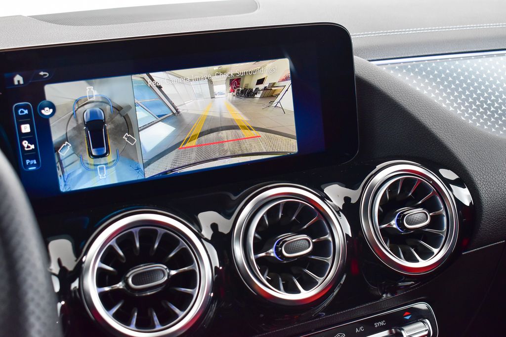 Thumbnail: 2026 Mercedes-Benz GLA - 16