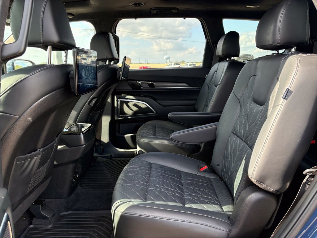 2025 Kia Telluride SX-Prestige X-Pro - 11