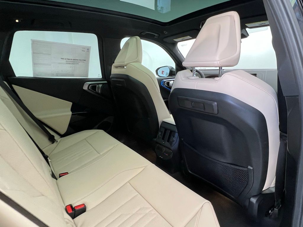 Thumbnail: 2026 BMW X3 - 8