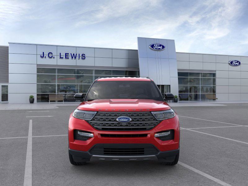 2024 Ford Explorer XLT