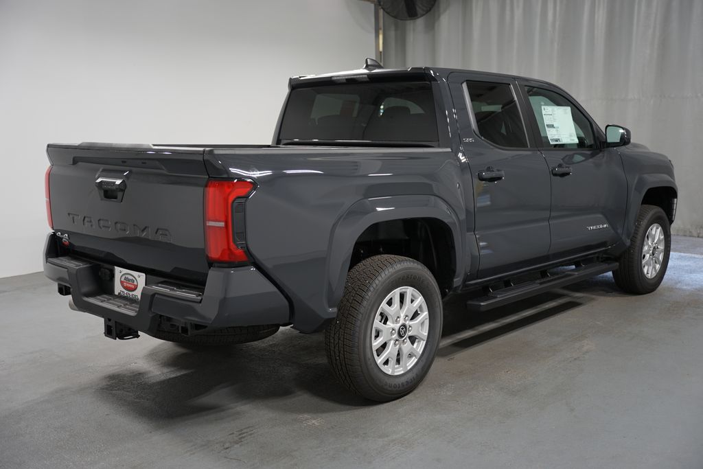 2025 Toyota Tacoma SR5 8