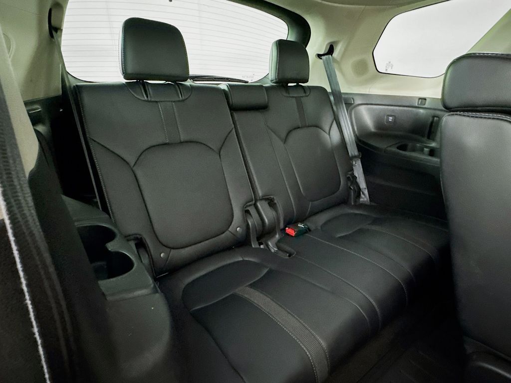 Used Car 2024 Honda Pilot  Touring For Sale Under $50,000 In Austin, Texas