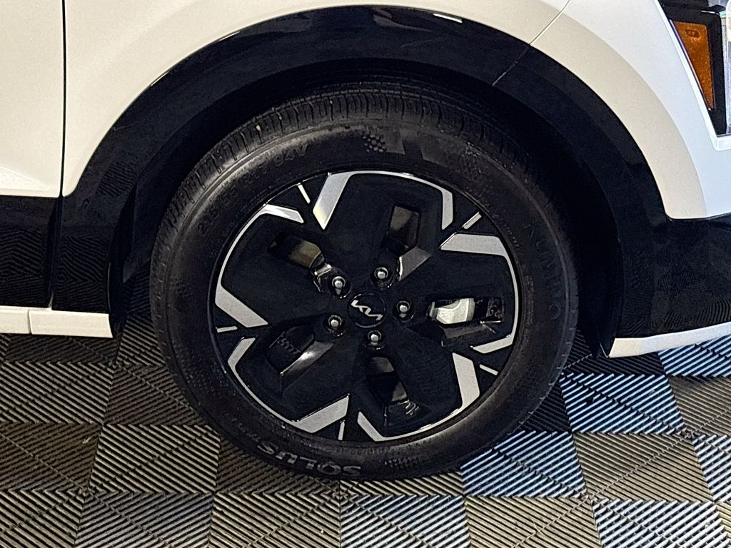 2024 Kia Niro EV Wind