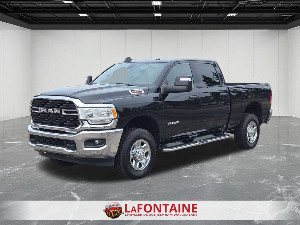 Diamond Black Crystal Pearlcoat 2024 RAM 2500 Big Horn Crew Cab 4WD Pickup Truck Four-Wheel Drive 8-Speed Automatic