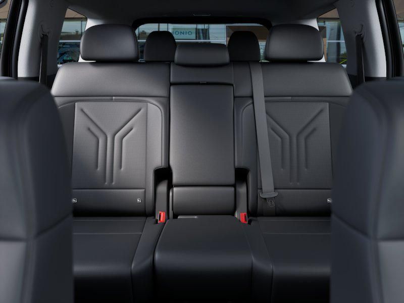 2025 Hyundai Santa Fe XRT 12