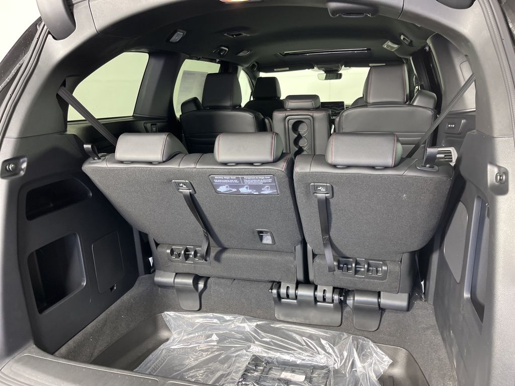 Thumbnail: 2026 Honda Odyssey - 24