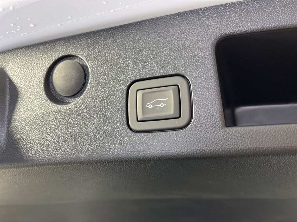 Thumbnail: 2026 Chevrolet Equinox - 20