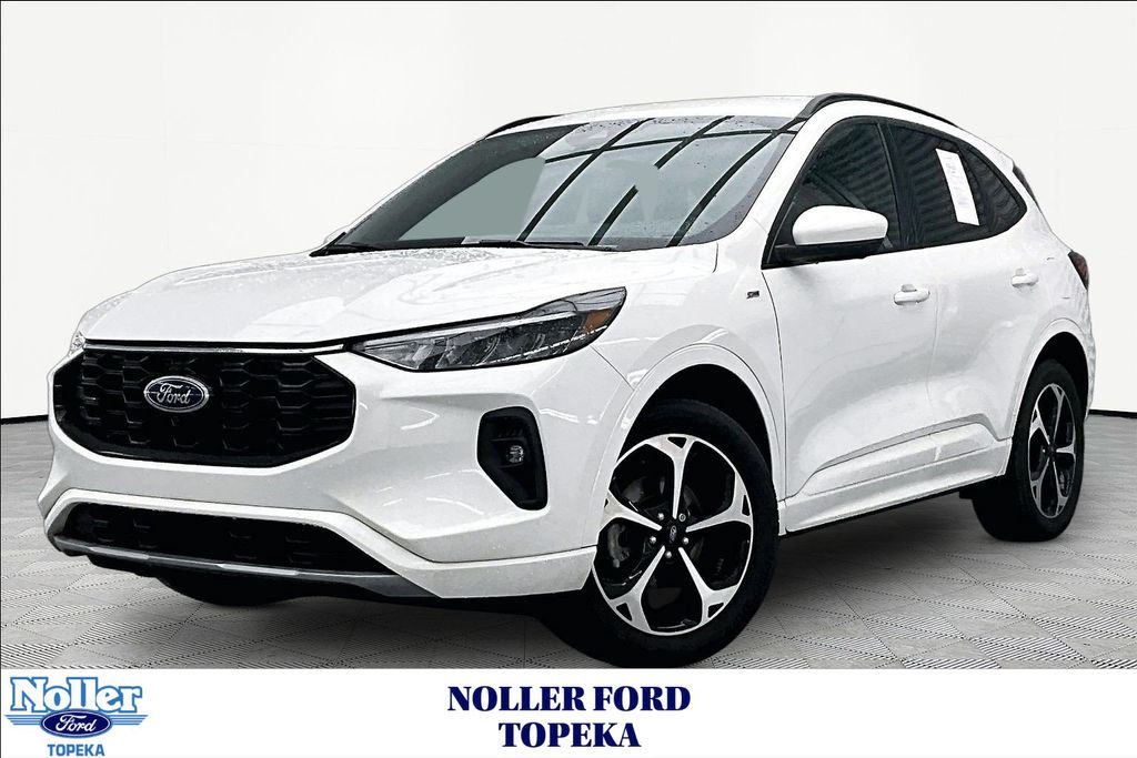 Star White Metallic Tri-Coat 2023 Ford Escape SUV / Crossover All-Wheel Drive 8-Speed Automatic