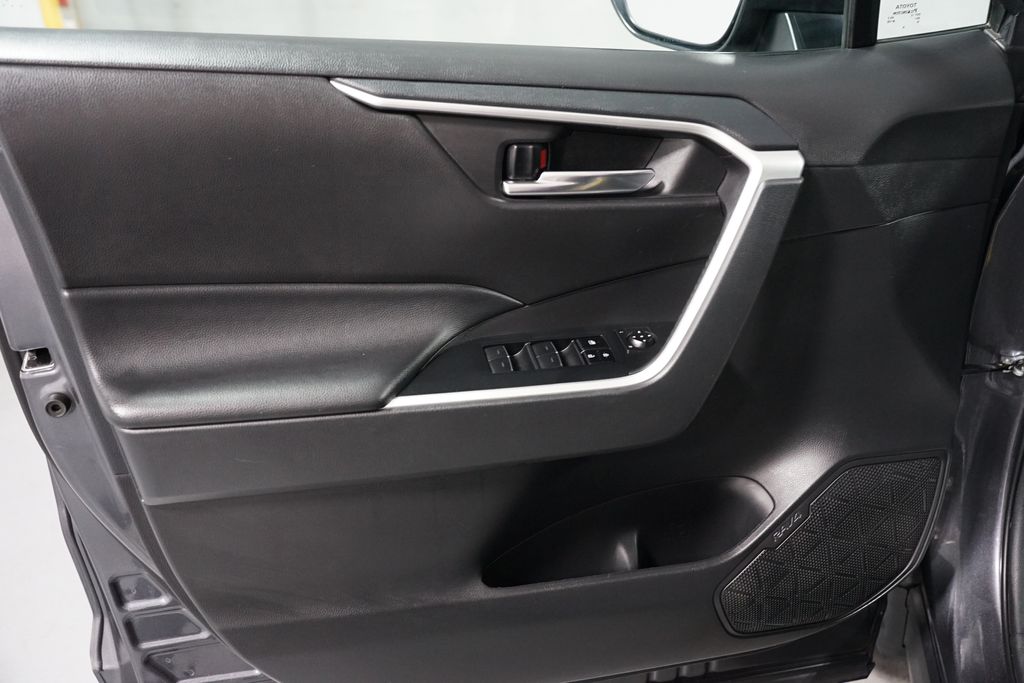 Thumbnail: 2024 Toyota RAV4 - 30