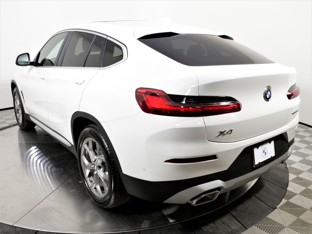 2024 BMW X4 xDrive30i 3