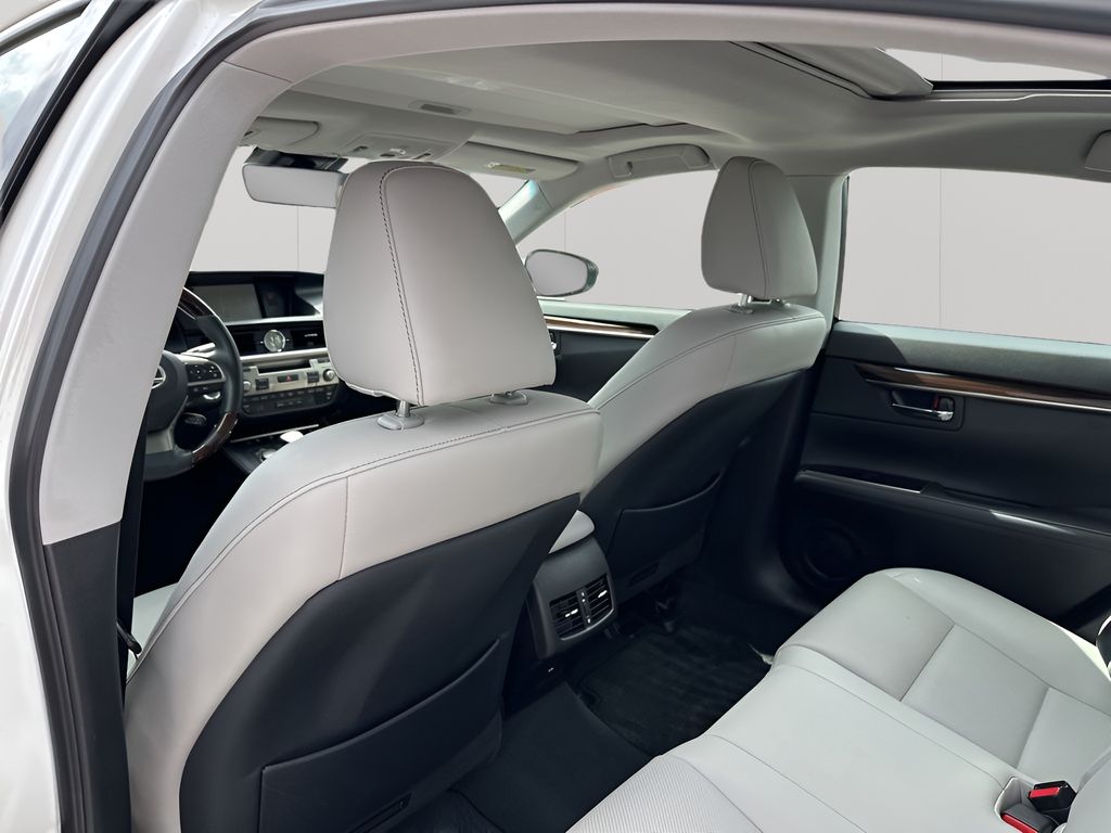 Used Car 2017 Lexus Es  350 For Sale Under $30,000 In Austin, Texas