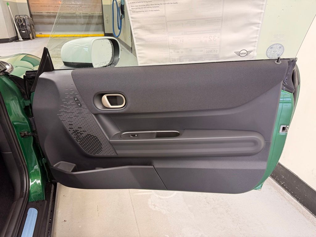 Thumbnail: 2026 MINI Cooper - 21