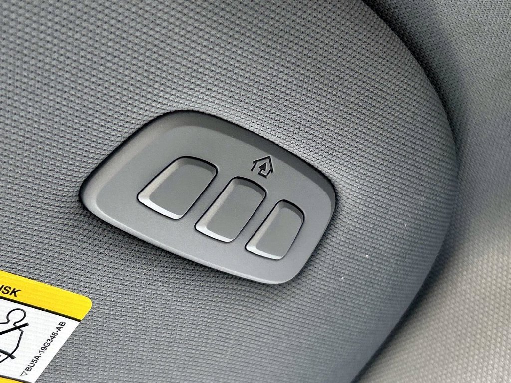 2025 Ford F-150 Lariat Oxford White - Grieco Acura - Image 39