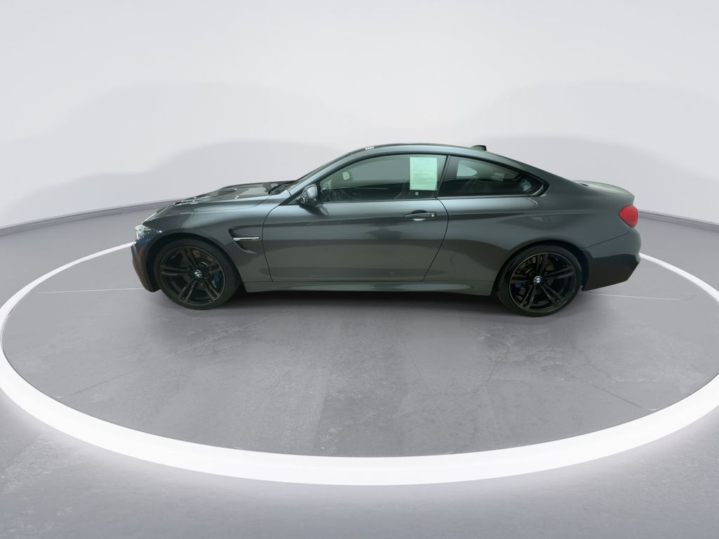 2017 BMW M4 Base 5