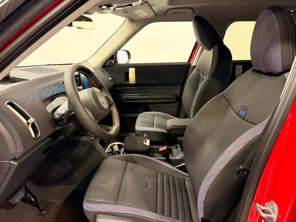 Thumbnail: 2025 MINI Cooper Countryman - 12