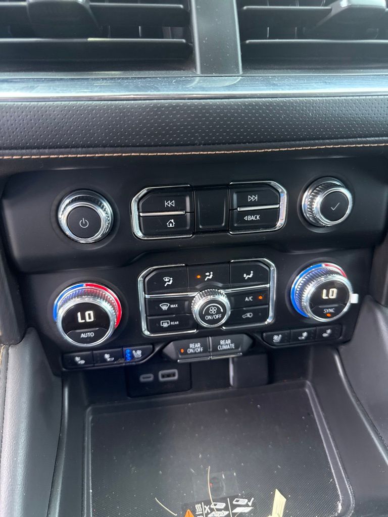 Used 2024 GMC Yukon SUV