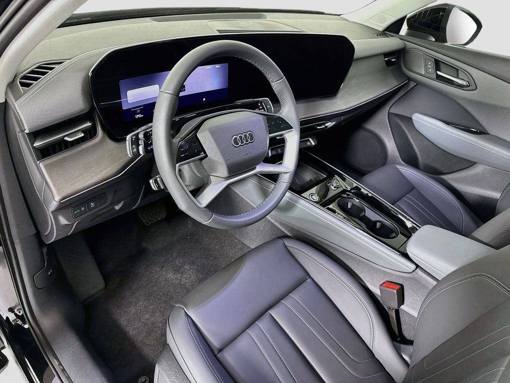 Thumbnail: 2026 Audi Q3 - 10