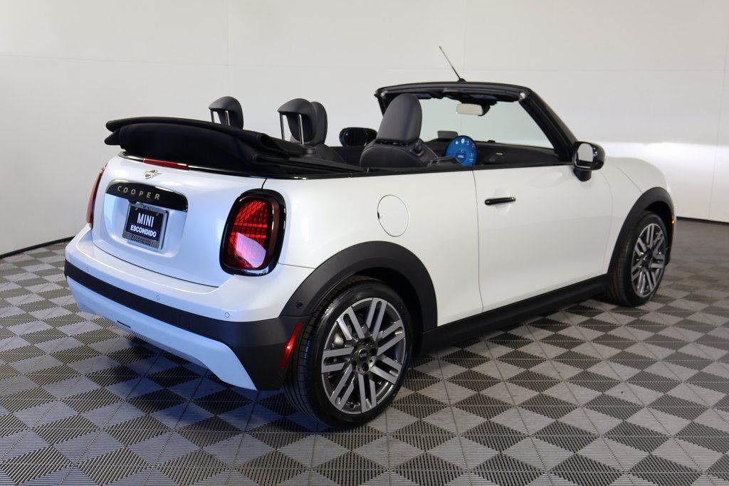 Thumbnail: 2026 MINI Cooper - 4