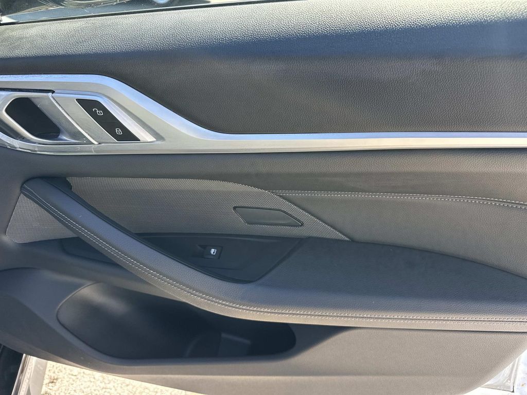 Thumbnail: 2025 BMW 4 Series - 19