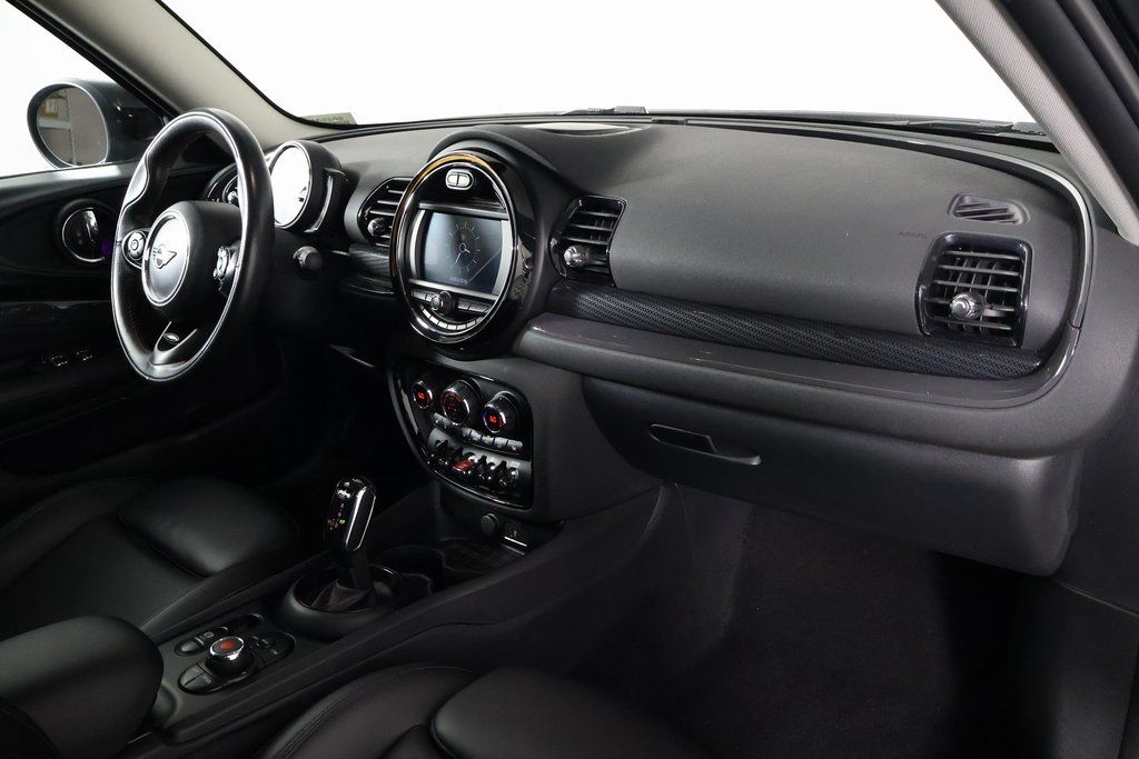 Thumbnail: 2020 MINI Cooper Clubman - 9