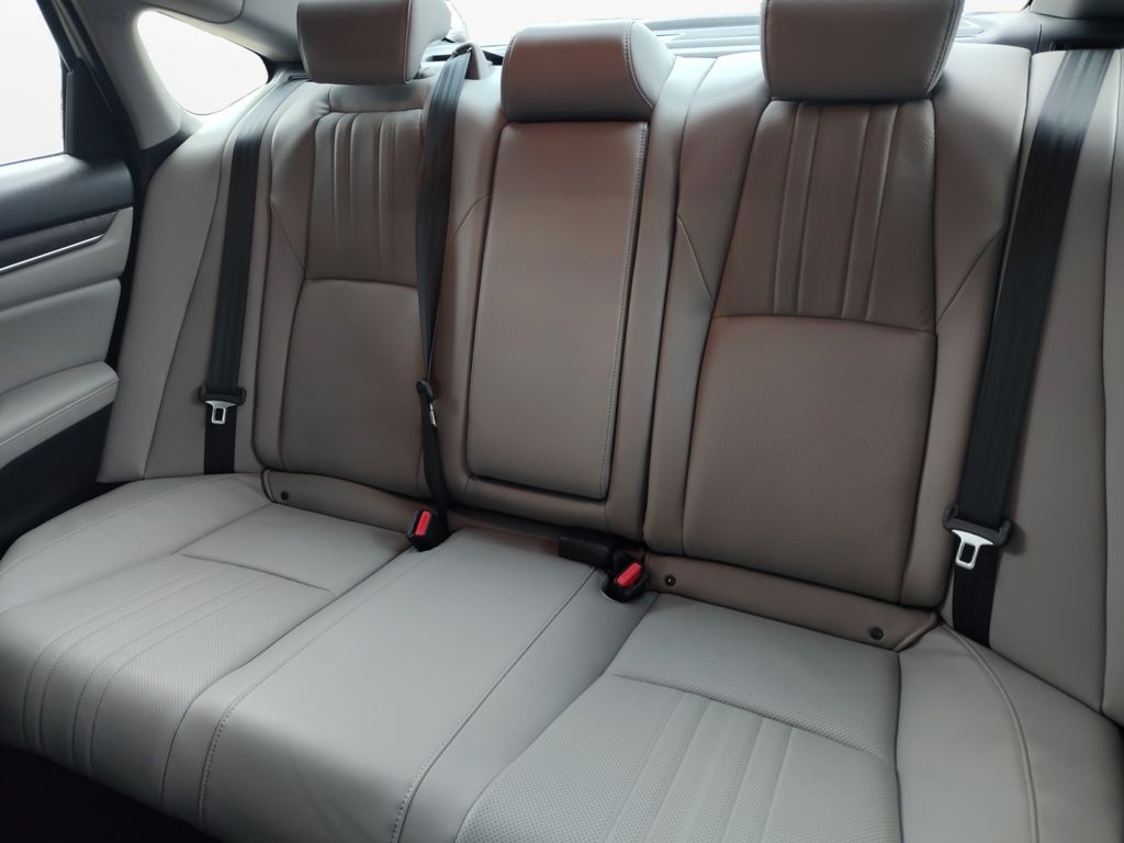 Used Car 2018 Honda Accord  Touring 2.0t For Sale Under $25,000 In Austin, Texas