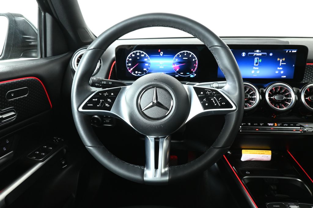 2025 Mercedes-Benz GLB 250 15
