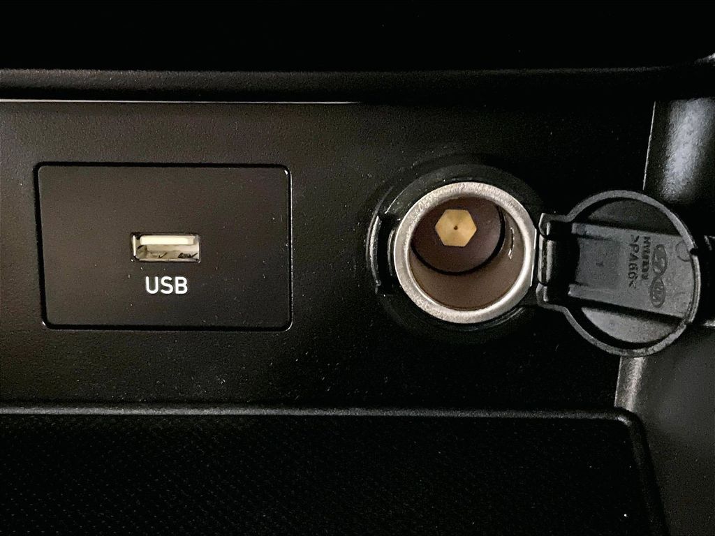2022 Hyundai Kona — photo 28