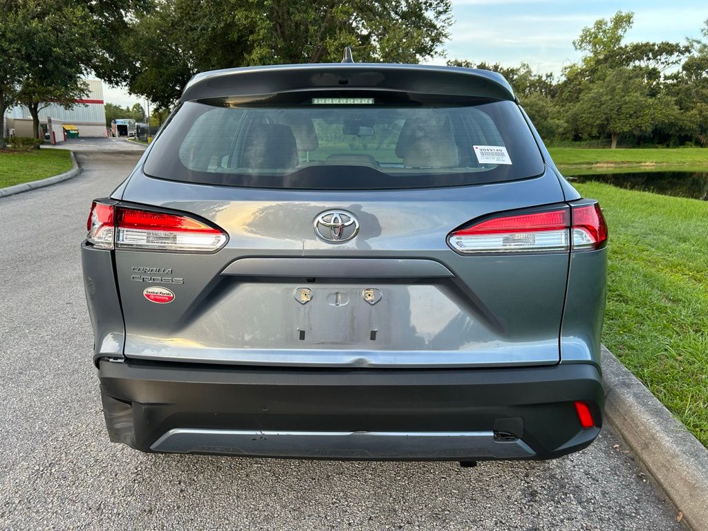 Thumbnail: 2023 Toyota Corolla Cross - 3